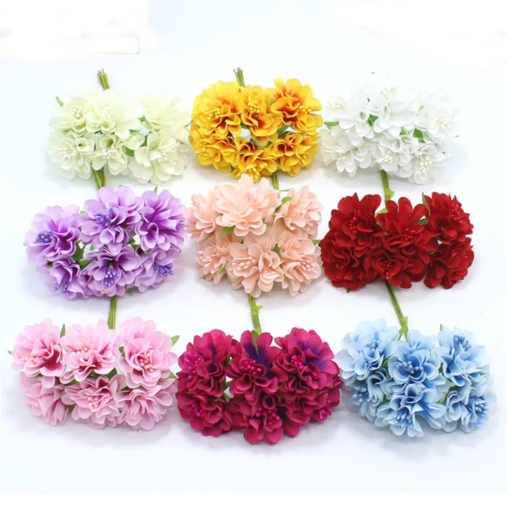 18PCS Bouquet Artificial Flowe - Christmas Wreath Fake recensione e prezzo
